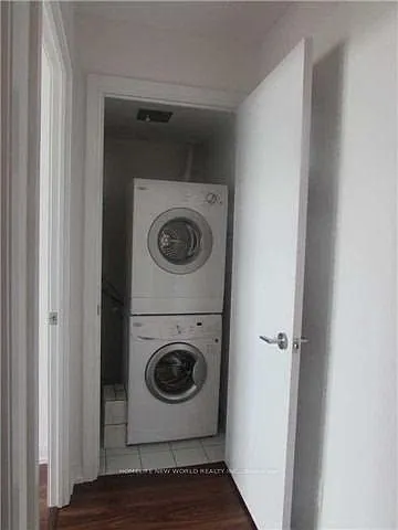 255 Village Green Sq #2908 — Photo 5
