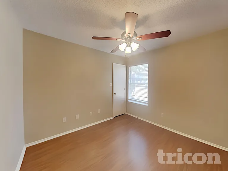 7548 Ashcroft Cir — Photo 9