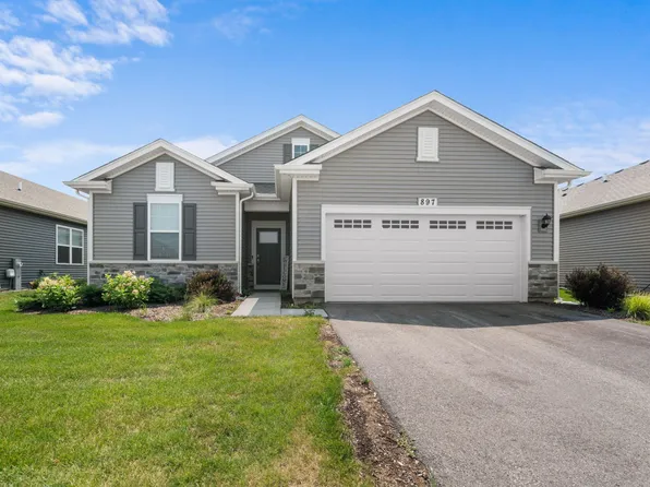 897 Plateau Dr, Pingree Grove, IL 60140