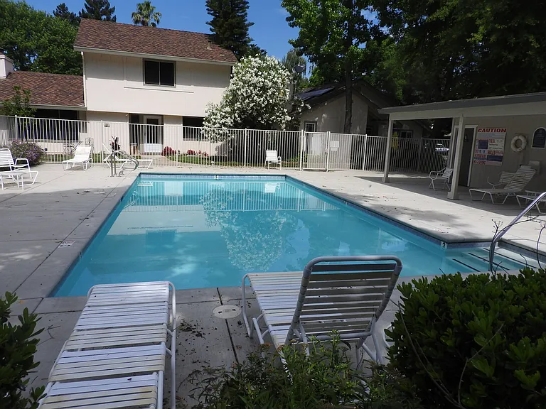 3008 Swallows Nest Dr — Photo 27