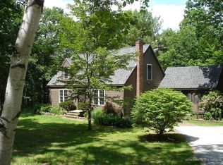 319 N Raymond Rd, Raymond, ME 04071