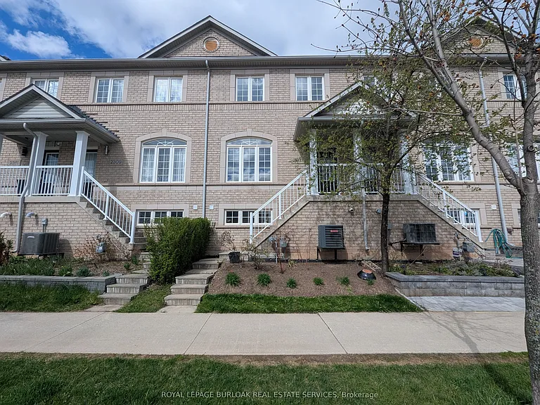 2307 Sutton Dr — Photo 1