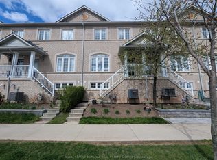 2307 Sutton Dr, Burlington, ON L7L 6Z3