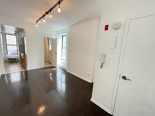 Rented by Corcoran | media 7