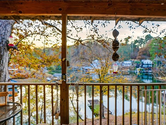 2nd image of 2661 Underwood Ferry Rd