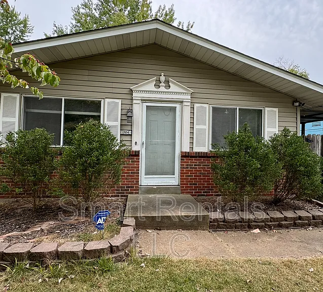 1504 Redman Blvd — Photo 7