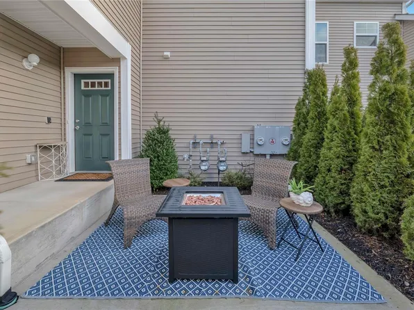 24 Grace Hall Lane #24, Yaphank, NY 11980