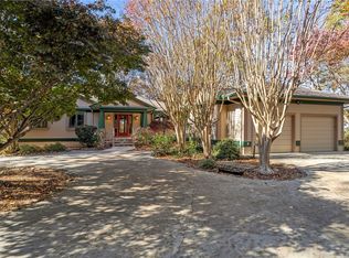 208 Wynmere Way, Seneca, SC 29672