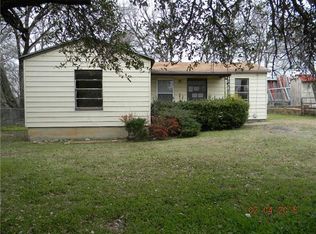 4229 Hodgkins Rd, Lake Worth, TX 76135