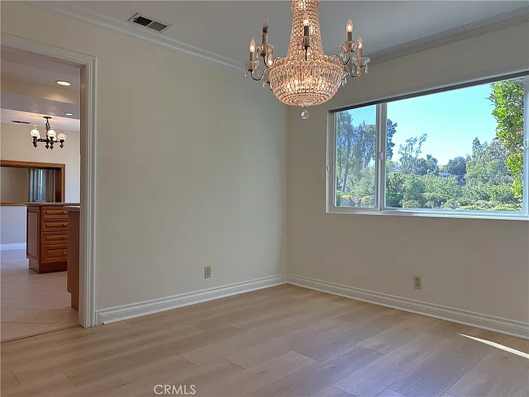 26543 Academy Dr — Photo 11