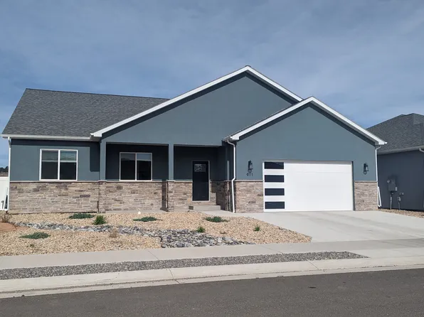 911 Pilot Knob Ave, Montrose, CO 81403