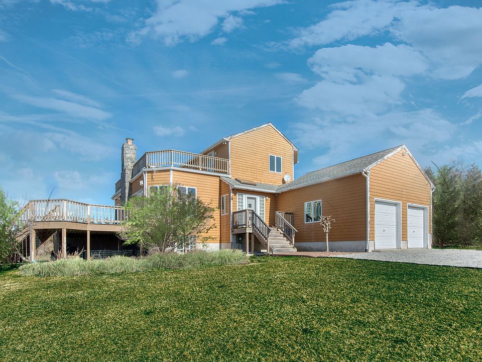 1st image of 34 Talkhouse Ln