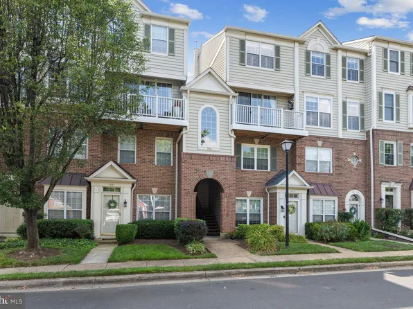 1919 Kenwood Ave Unit 303, Alexandria, VA 22302