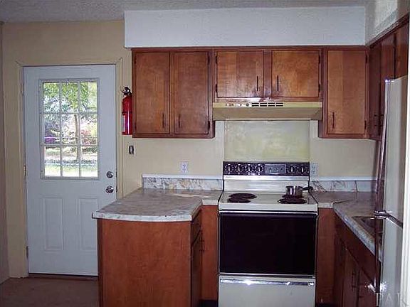 2nd image of 6019 Nashville Ave #A