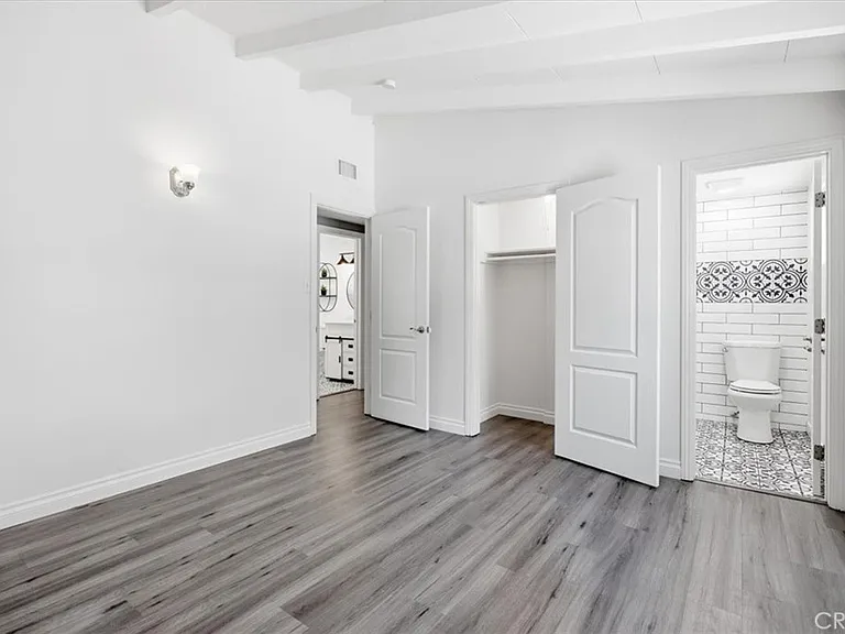 533 S Devon Rd — Photo 17