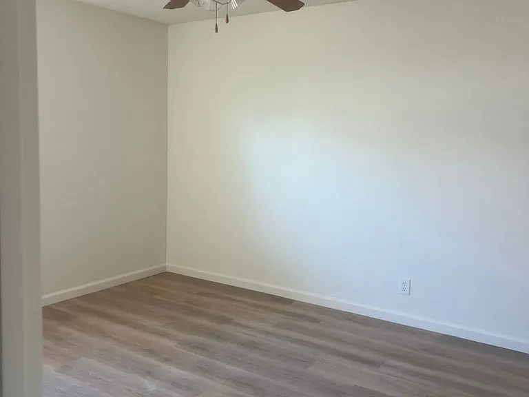 2201-2221 Princeton Dr — Photo 6