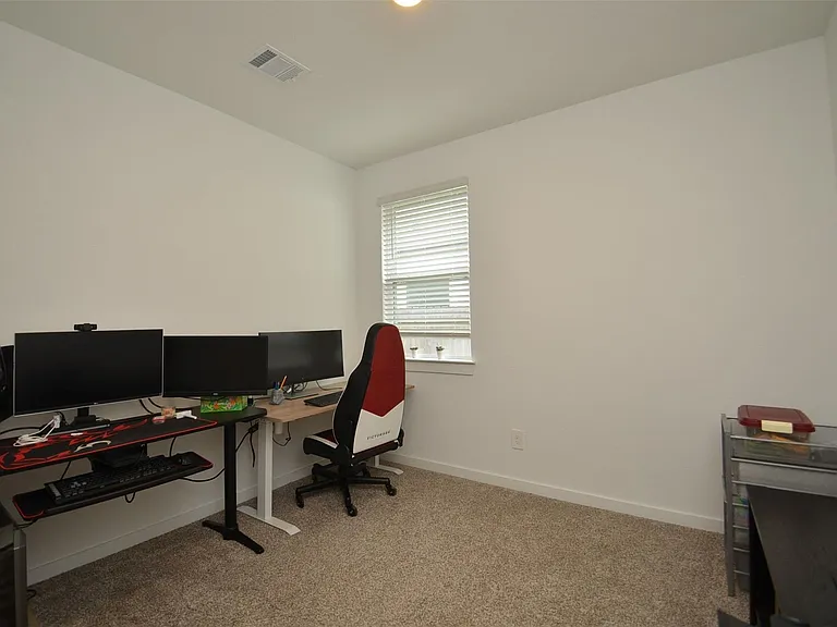 1696 Daylight Lake Dr — Photo 20