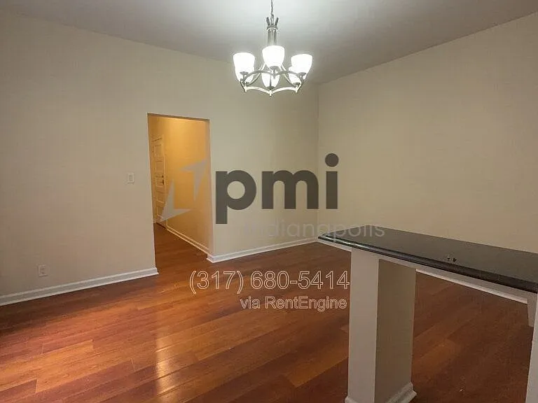 Indy Downtown Colonial Apartments — Photo 33