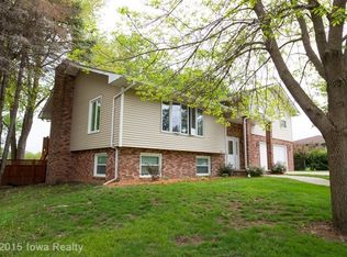 1506 W Salem Ave, Indianola, IA 50125