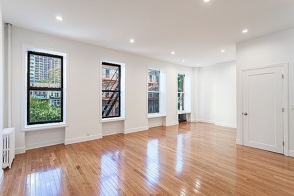 1st image of 304 E 83rd St APT 4A