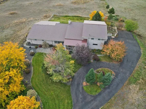 9815 W Trails Rd, Spokane, WA 99224