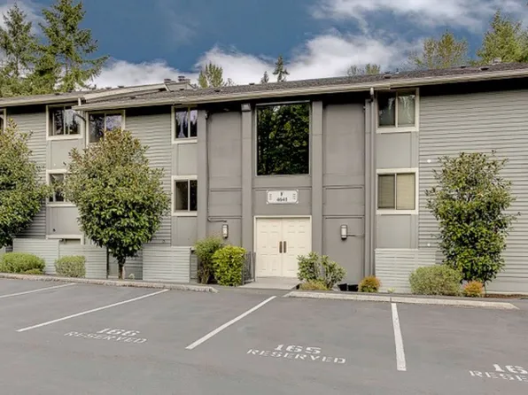 4641 W Lake Sammamish Pkwy SE, Issaquah, WA 98027