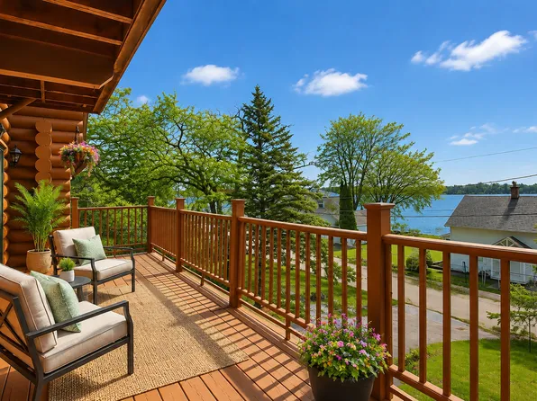 23278 W Lake Shore Dr, Antioch, IL 60002