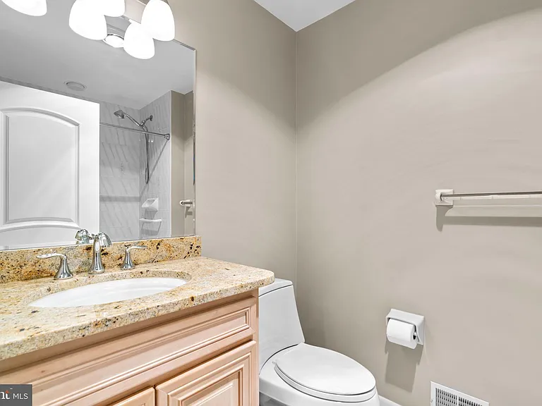 4233 Buckskin Wood Dr — Photo 50