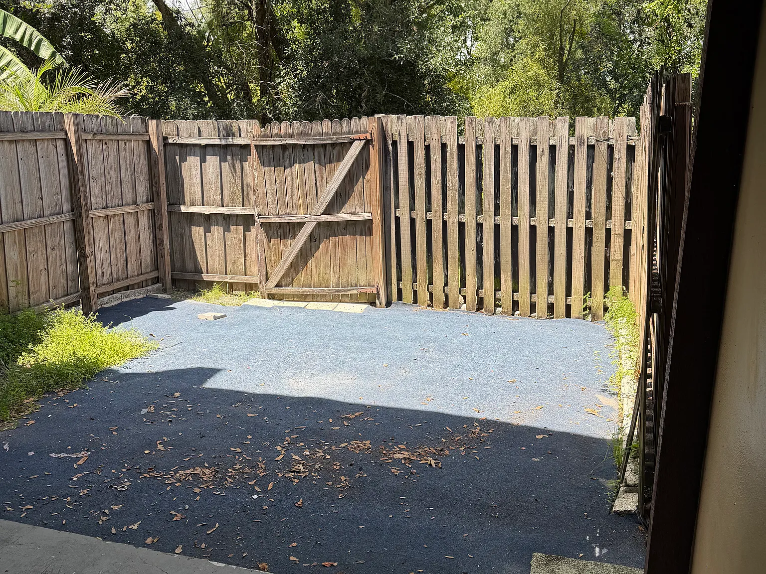 2 bed, 1.5 bath, 1025 sqft, $1,495 — Photo 2