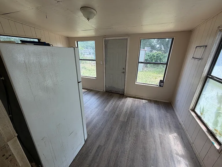 103 Briarfield Cv — Photo 14