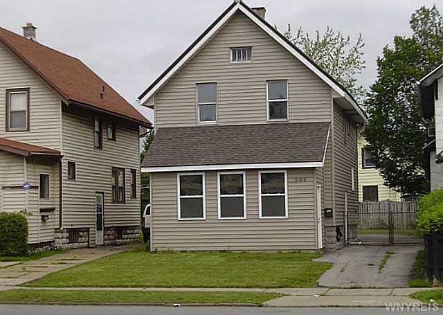 1st image of 996 Kensington Ave