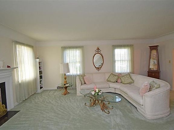 5th image of 2434 Beechmont Ave