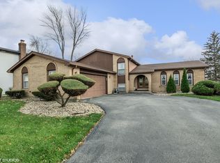 4931 Mary Ct, Country Club Hills, IL