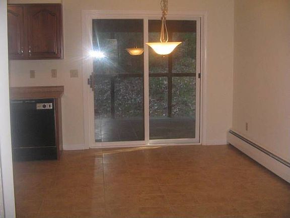 Sliders to Screened Porch