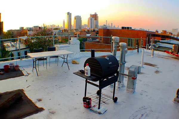 Rented by Loom Group | media 11