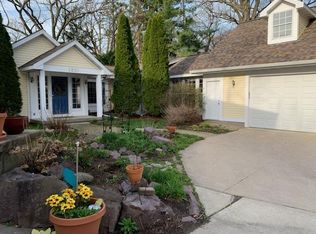 5205 Brown Valley Ln, Middleton, WI 53562