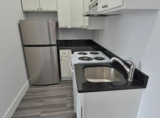 109 Peterborough St #27M, Boston, MA 02215