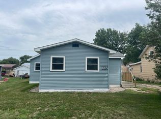 618 5th Ave W, Mobridge, SD 57601