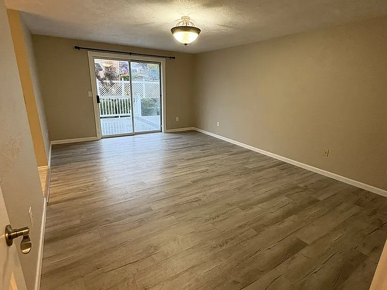 3079 Sycamore Way — Photo 11