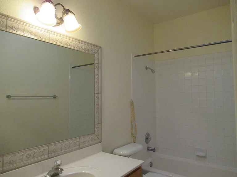 4016 Pasaje Pl NW — Photo 22