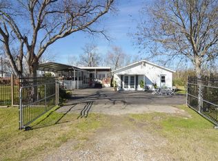 1126 3ks St, San Leon, TX 77539