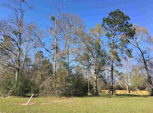 525 Tillage Dr, Cantonment, FL 32533