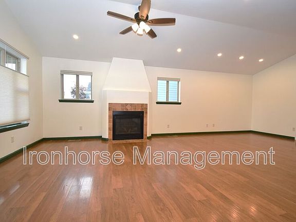 2nd image of 502 Sanders Ave