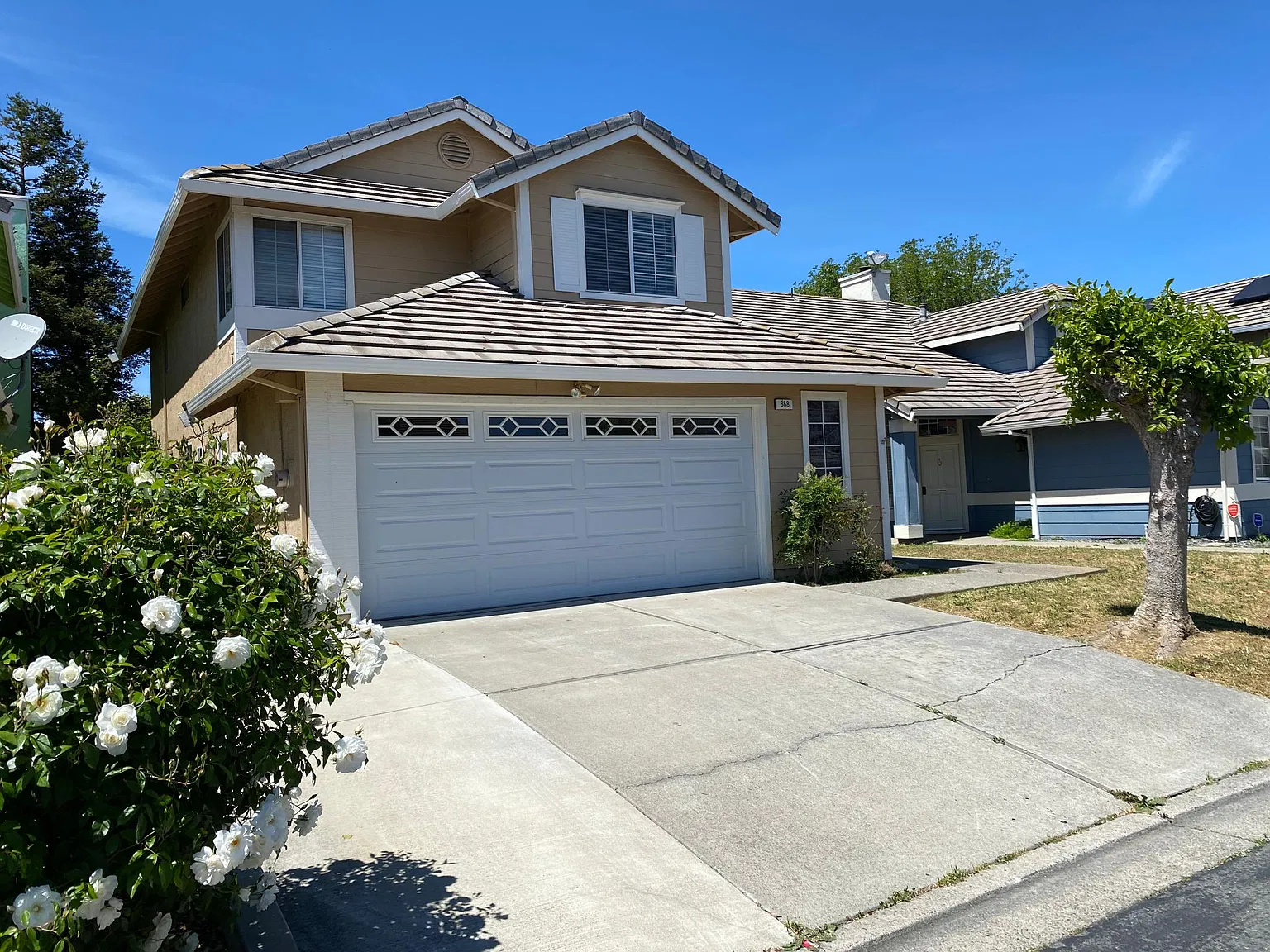 3 bed, 2.5 bath, 1740 sqft, $3,250 — Photo 3