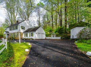 14 Fox Chase Rd, Malvern, PA 19355