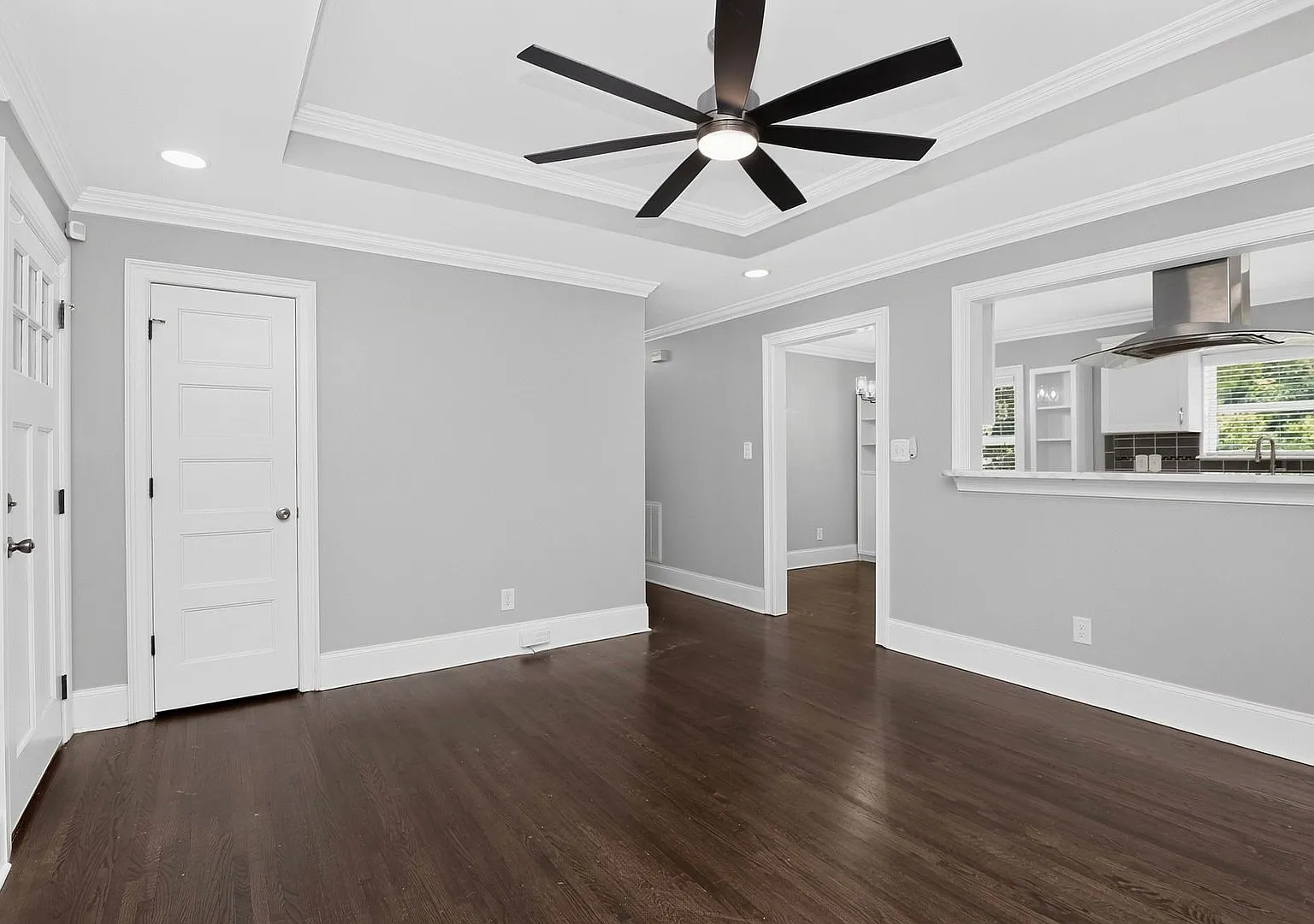 Beautiful 3 Bedroom Home Near Plaza Midwood! — Photo 3
