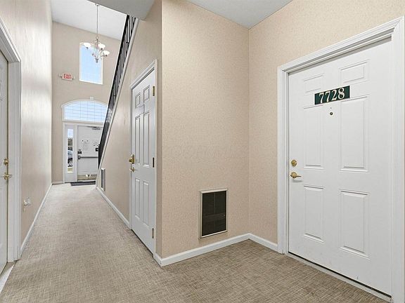 3rd image of 7728 Essex Gate Dr S
