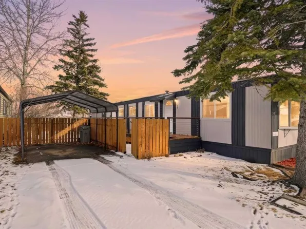 6220 17th Ave SE #281, Calgary, AB T2A 0W6