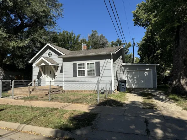 612 W 4th Ave, El Dorado, KS 67042
