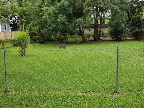 Complete fenced in back yard